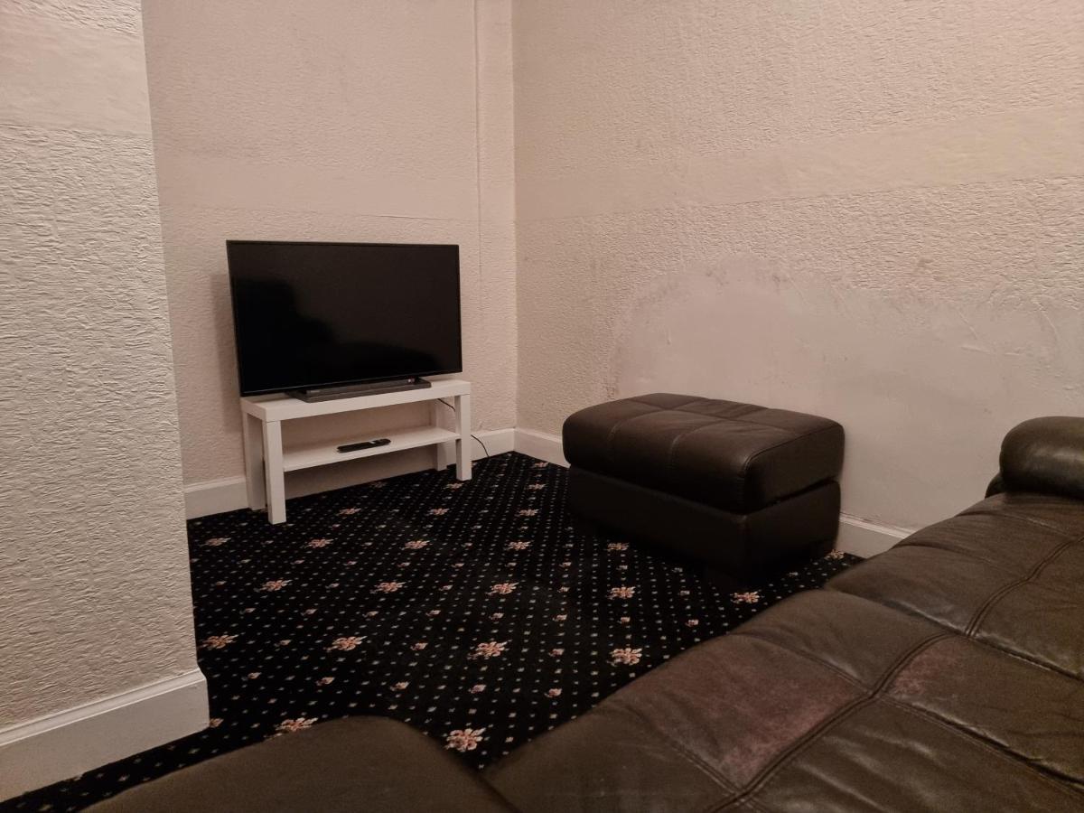 Bright 3 Bedroom Edinburgh City Apt Eksteriør bilde