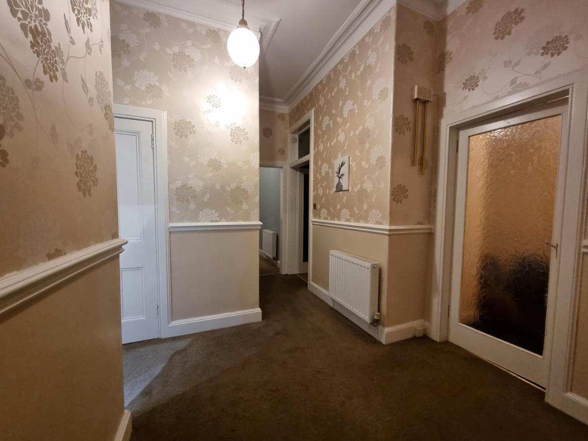 Bright 3 Bedroom Edinburgh City Apt Eksteriør bilde